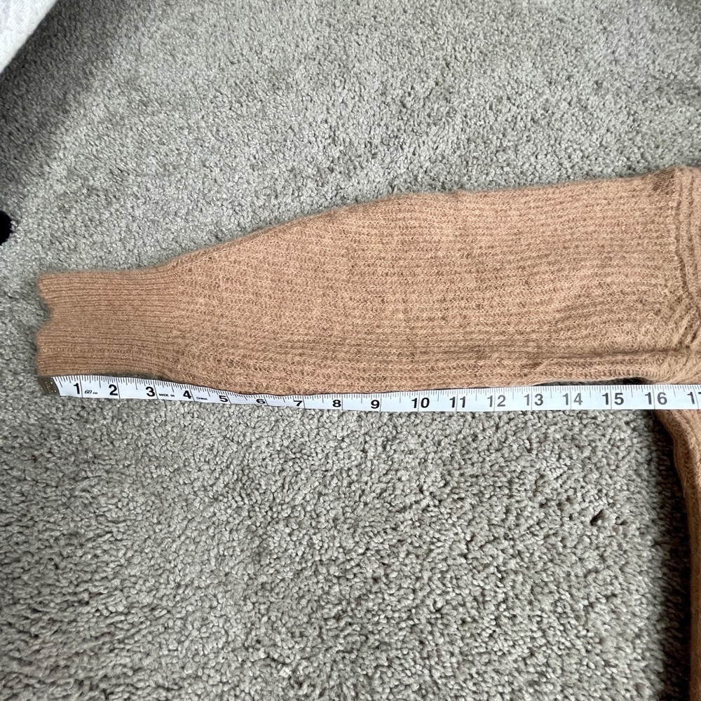 Everlane Alpaca Crew Neck Sweater - Picture 8 of 12